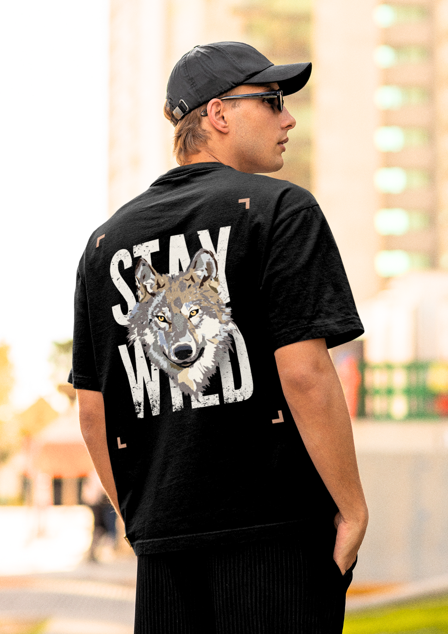 Stay Wild Black Oversized T-Shirt with Wolf Graphic Design: Choosypanda