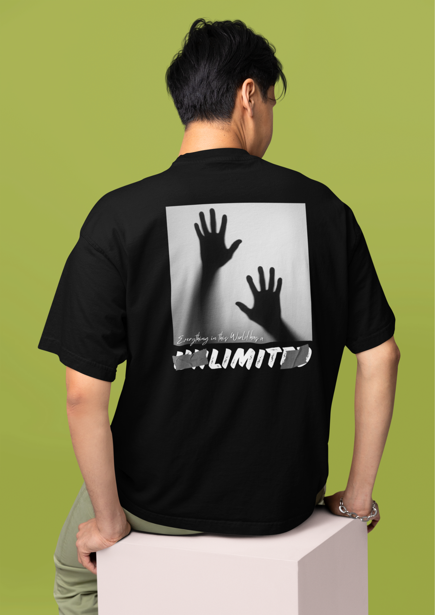 Stylish Black Oversized T-Shirt with Artistic Shadow Print